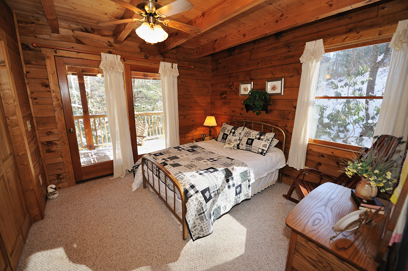 Treehouse Cabins of Sugar Grove Banner Elk, NC